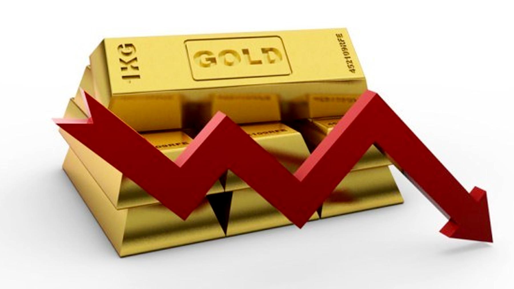 Gold and Silver Prices Drop on Sunday: Gold Down by Rs 800 and Silver by Rs 30 per Tola