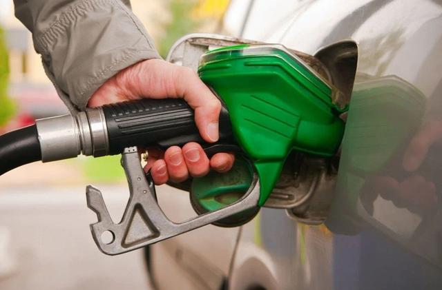 Nepal Oil Corporation Reduces Petrol Price; Diesel and Kerosene Unchanged