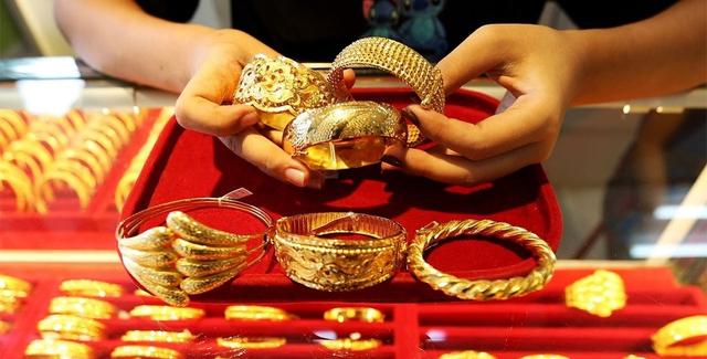 Gold and Silver Prices Hit Record