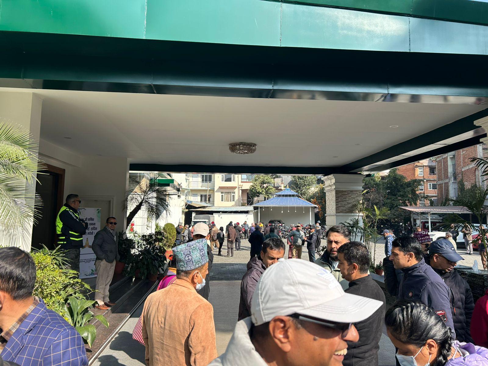 सिनर्जी पावर डेवलपमेन्ट लिमिटेडको वार्षिक साधारण सभा पुनः स्थगित, 'अण्डा पहिला कि चल्ला पहिला?' भन्ने विवादले भाडभैलो