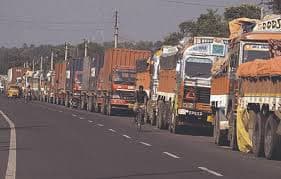 India’s Export Trends: A Mixed Bag of Growth and Decline in 2024/25
