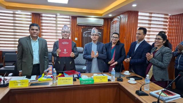 संघीय सञ्चित कोष १ खर्ब ९६ अर्बले ऋणात्मक, सरकारको खर्च आम्दानीभन्दा बढी