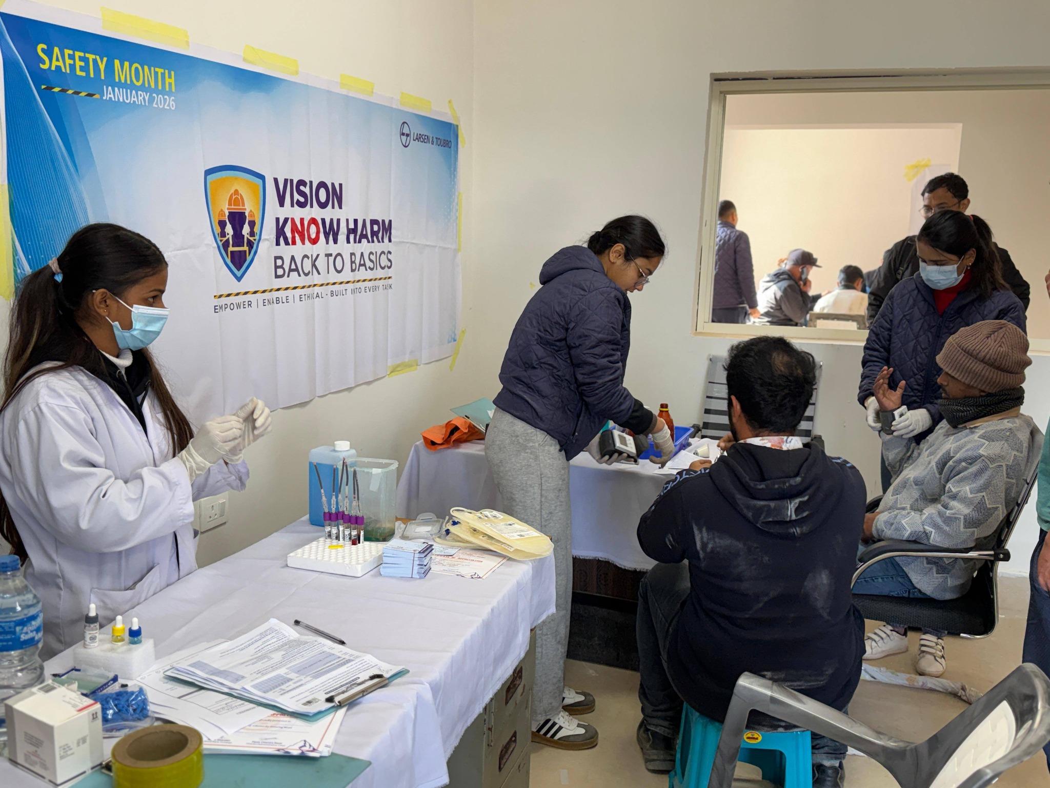 Everest Hospital's Medical Support in L&T Construction's Blood Donation and Health Camp